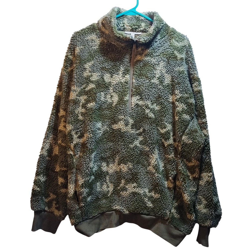 Express One Eleven Camo Sherpa Pullover Women's Large Half Zip Warm Comfy Layers